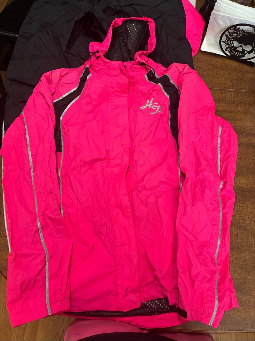 NEW Harley-Davidson Black and Hot Pink Women’s Rain Jacket and Pants - Size S